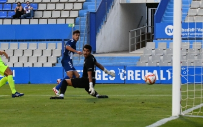 Instant en el qual Néstor Querol ha batut Nico Ratti | Críspulo Díaz